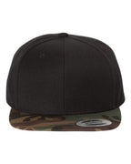 Premium Flat Bill Snapback Cap With Embroidery Logo